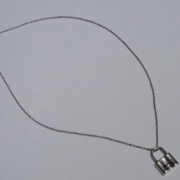 Vintage Tiffany & Co. Padlock Charm Pendant Necklace - Picture 4 of 5